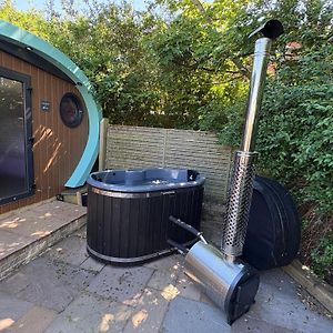 Elletson Park Wood Fired Hot Tubs, Caravans & Pods